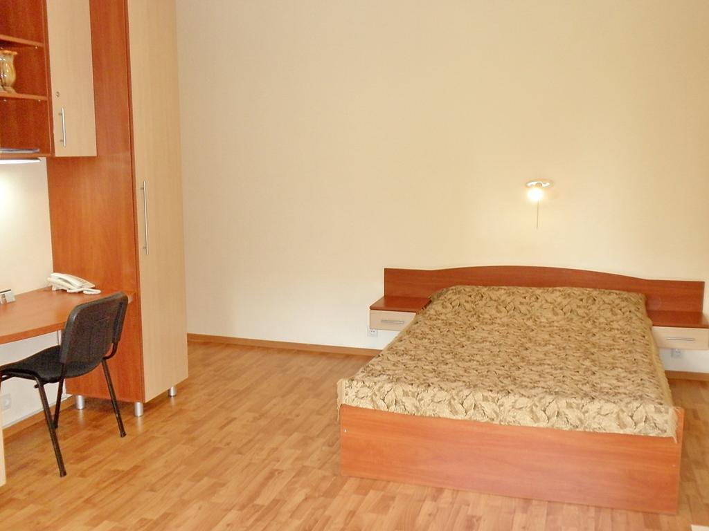 Apartment On Nimanska 5 Kiev Bagian luar foto